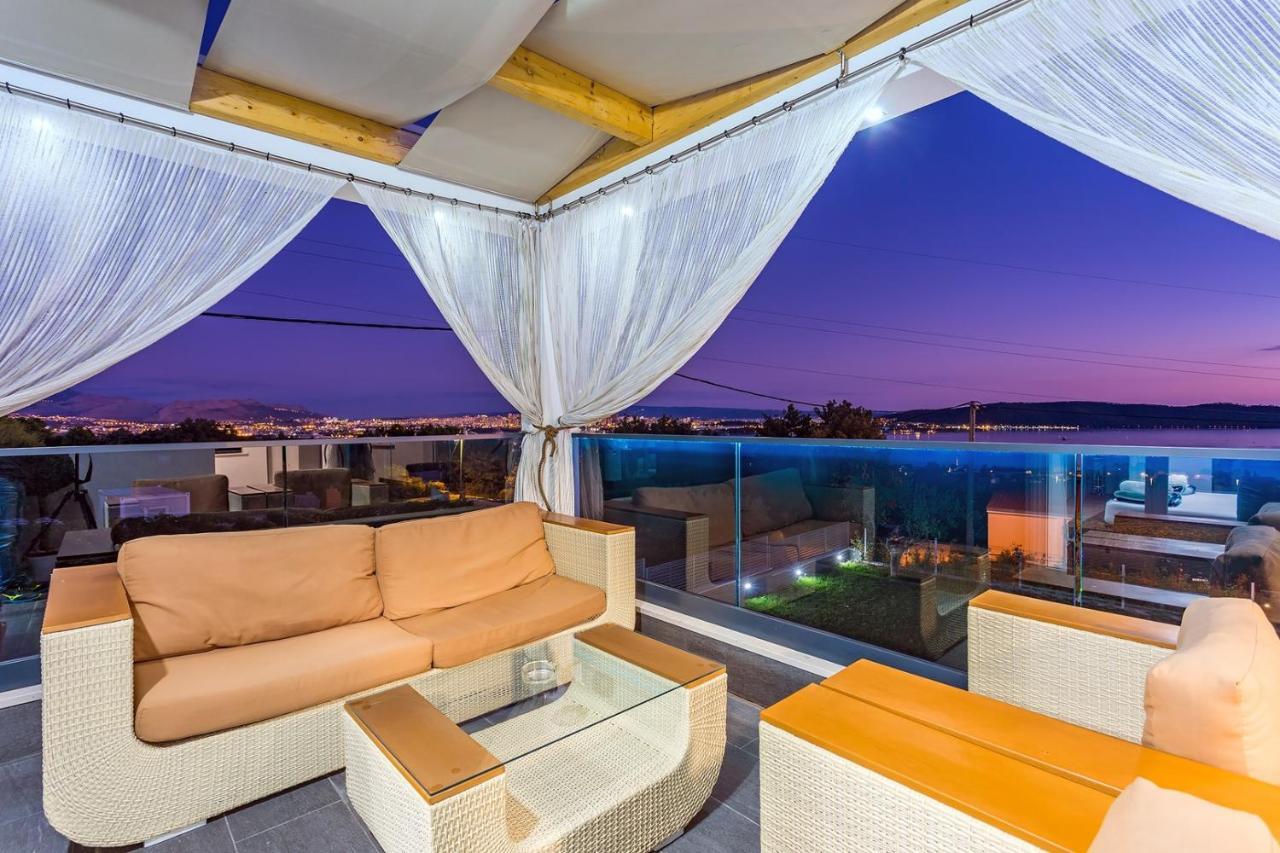 Villa Seaview Stanka With Pool And Attached Jacuzzi Kastela
