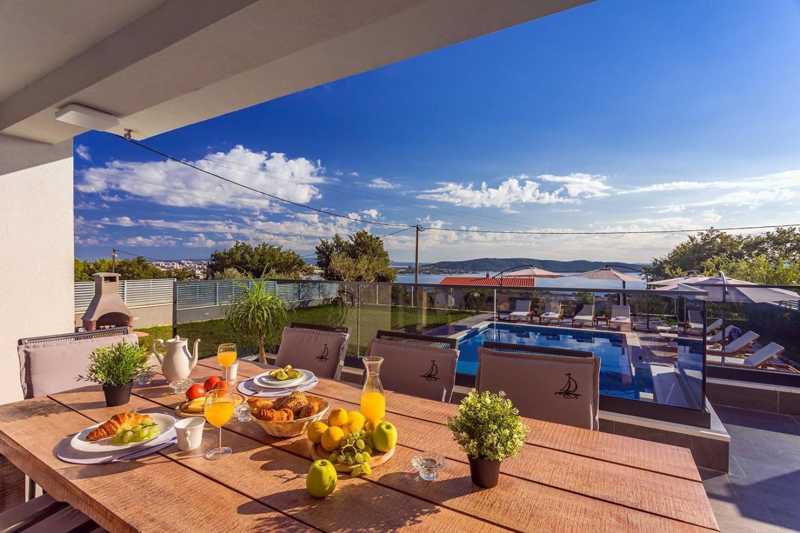 Villa Seaview Stanka With Pool And Attached Jacuzzi *