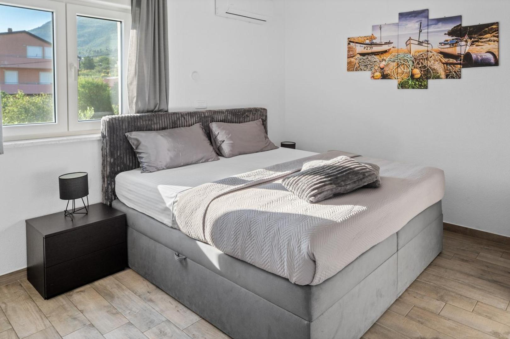 Seaview Stanka With Pool And Attached Jacuzzi Vila *