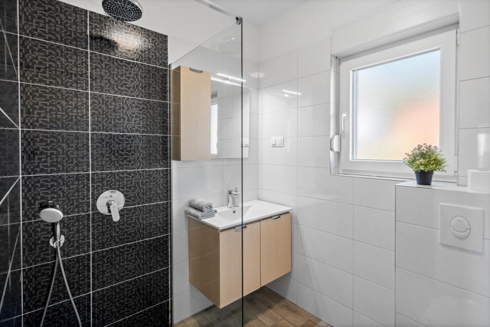 Vila Seaview Stanka With Pool And Attached Jacuzzi