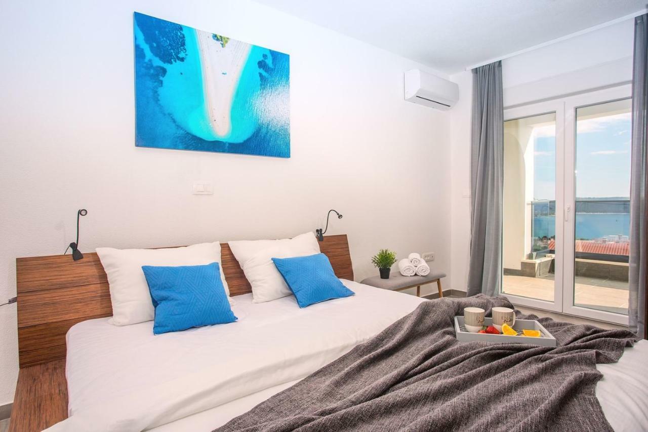 Seaview Stanka With Pool And Attached Jacuzzi